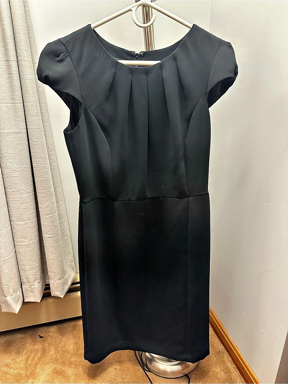 Talbots Pleated Mini Dress in Black Size 10 Like New